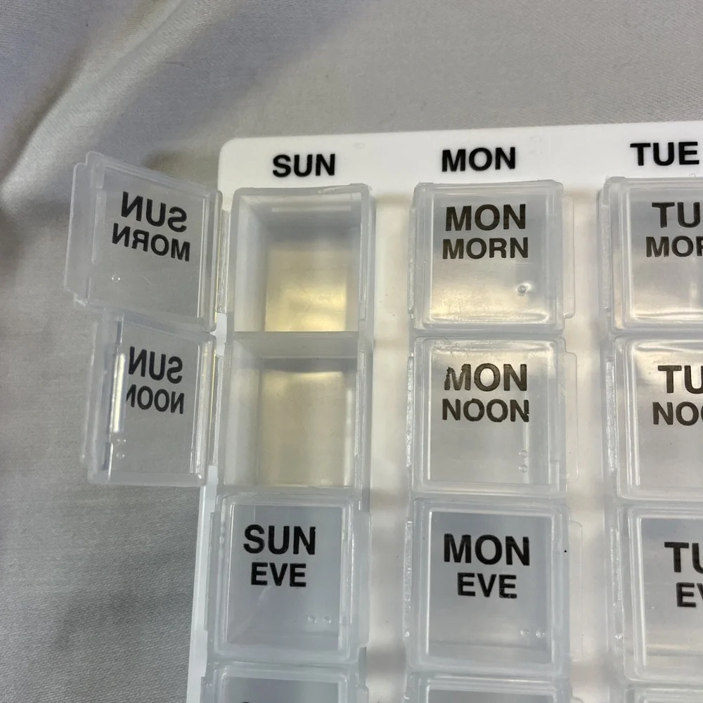 Ezy Dose One-Day-At-A-Time Weekly Medication Organizer Tray 1 each By Ezy Dose